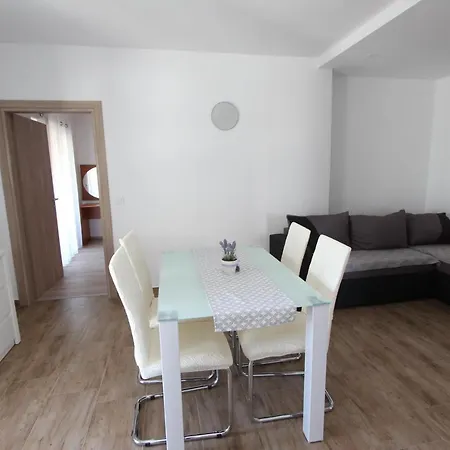 Apartments Eni Rovinj Exterior photo